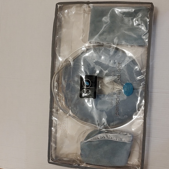 NWOT Personal Spa Set With Therapeutic Gel Inserts Ultra Soft Hot And - Picture 1 of 10